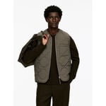 2-in-1 Quilted Vest 