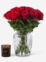 Royal Windsor Rose Vase Set, Red Naomi