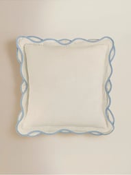 Natural Double Scallop Edge Cushion