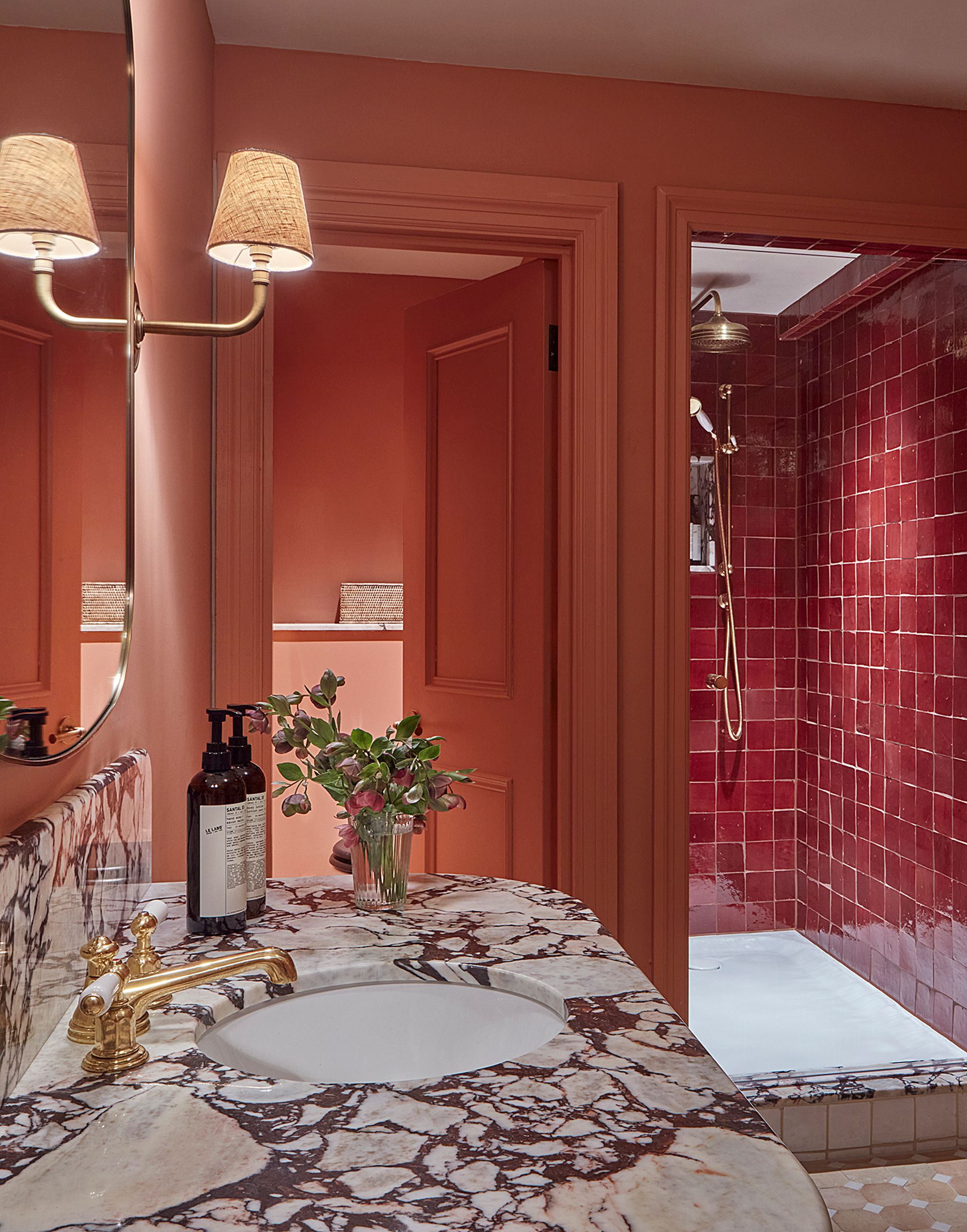 refresh shower room at templeton garden hotel