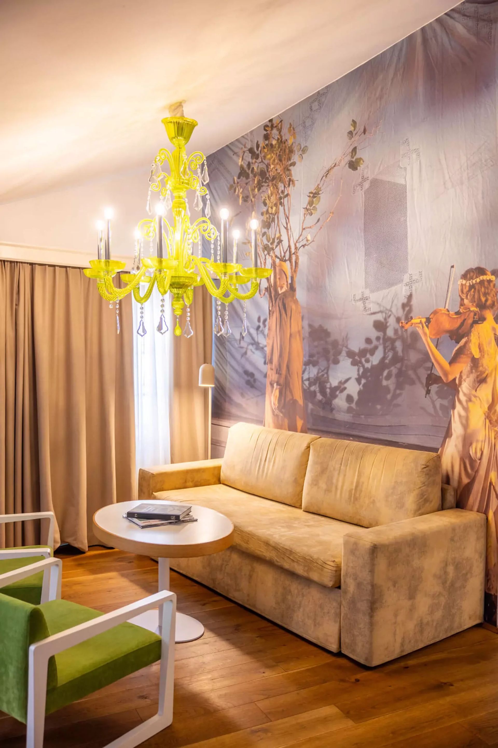 HOTEL GOLDGASSE INTERIORS