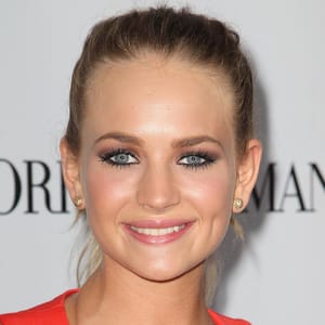 Britt Robertson