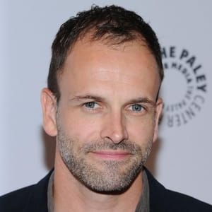 Jonny Lee Miller