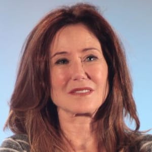 Mary McDonnell