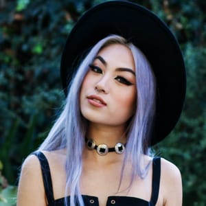 Ellen V Lora