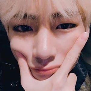 v