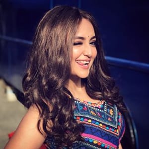 Monali Thakur