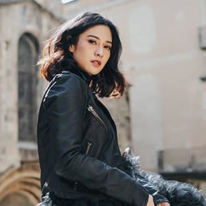 Dian Sastrowardoyo