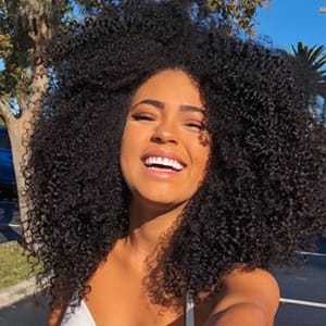 NathÁlia Gibson