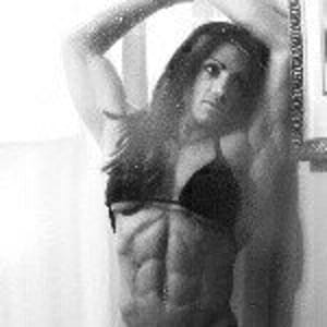 Isabelle Fitrockstar Turell