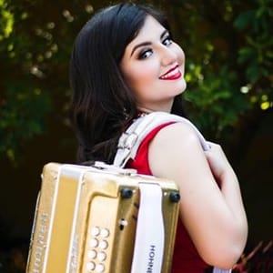 Jennifer Degollado