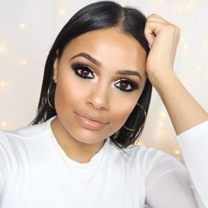 Evette Santos