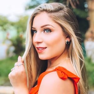 Adriana FranÇa