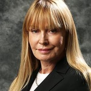Lyndall Hobbs