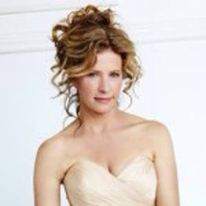 Nancy Travis
