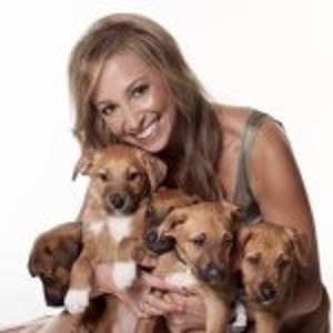 Dr Lisa Chimes