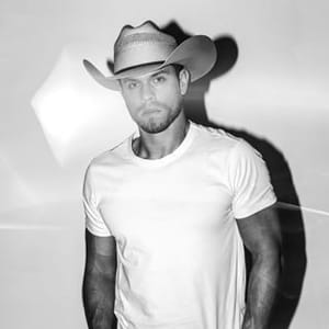 Dustin Lynch