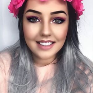 Kiss Kiss Beauty