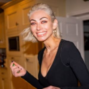 Pixie Levinson