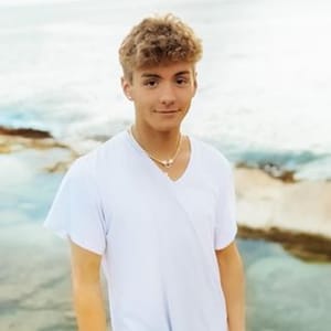 Mikey Tua