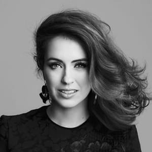 Sigourney Cantelo