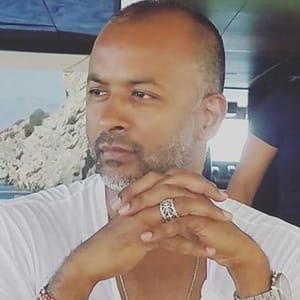 Ronnie Madra