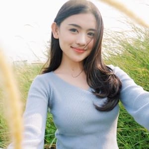 Debby Shinta