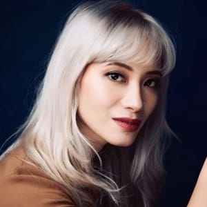 Chantal Thuy