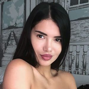 Paula Suarez