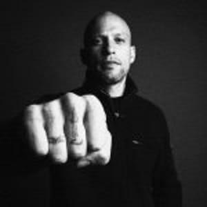 Ami James