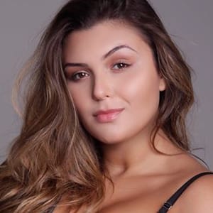 Angelica Oliveira