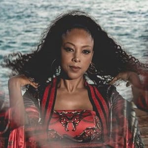 Negra Li