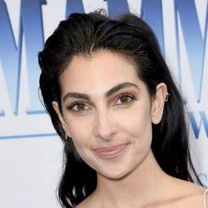 Anna Nooshin