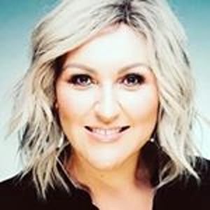 Meshel Laurie