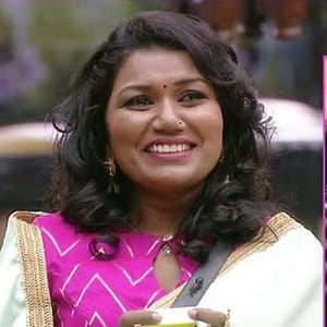 Vaishali Mhade