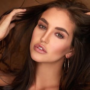Jaclyn Swedberg