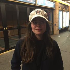 Molly Gordon