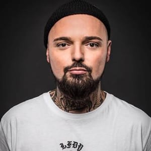 Nik Schroder