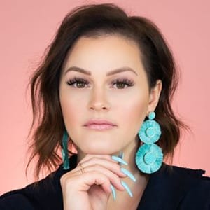 Bonnie Hoellein