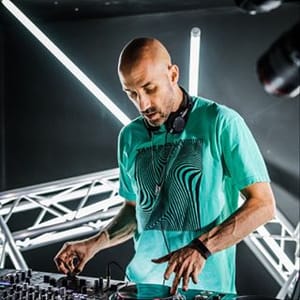 TJR