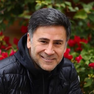 Izzet Yildizhan