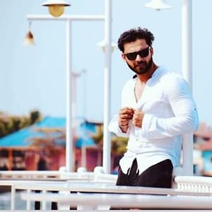 Navv Bajwa