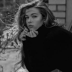 Victoria Lee
