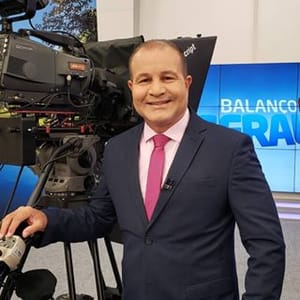 Oloares Ferreira