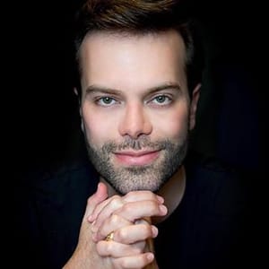 Dr. Matheus Arantes