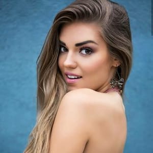 Lena Milani