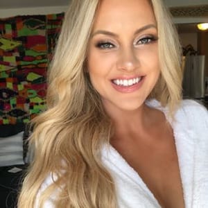 Nicole Arbour