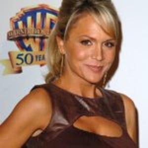 Barbara Alyn Woods