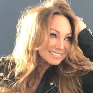 Charlotte Perrelli