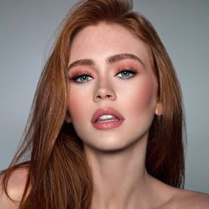 Holly Hicks
